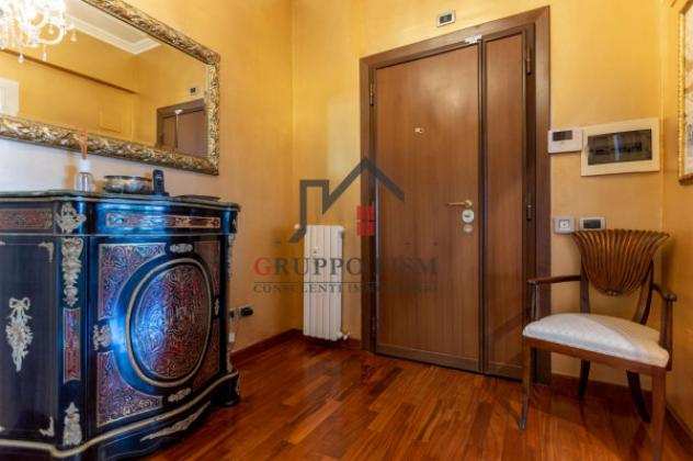 Appartamento di 170 msup2 con piugrave di 5 locali e box auto in vendita a Roma