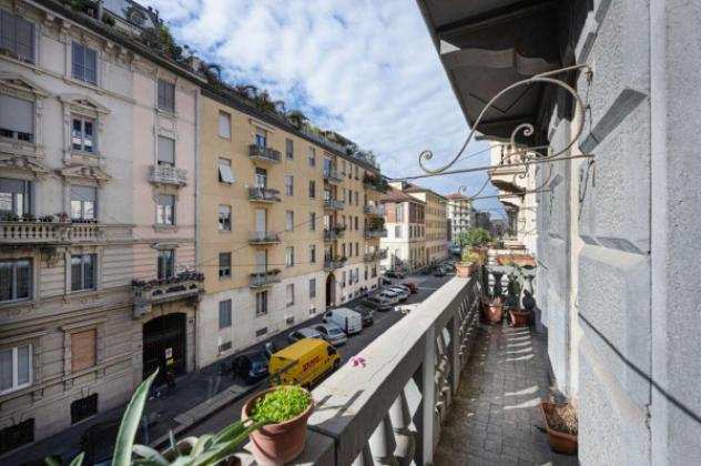 Appartamento di 217 msup2 con piugrave di 5 locali e box auto in vendita a Milano
