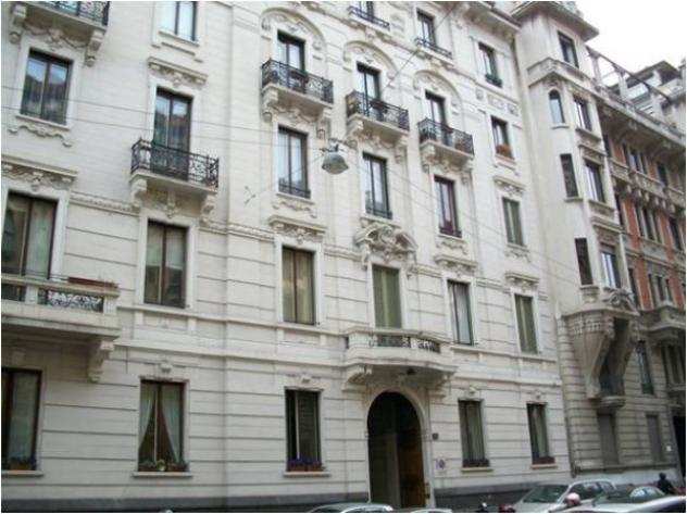 Appartamento di 223 msup2 con piugrave di 5 locali in affitto a Milano