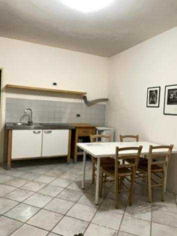 Appartamento di 35 msup2 con 1 locale in affitto a Brescia
