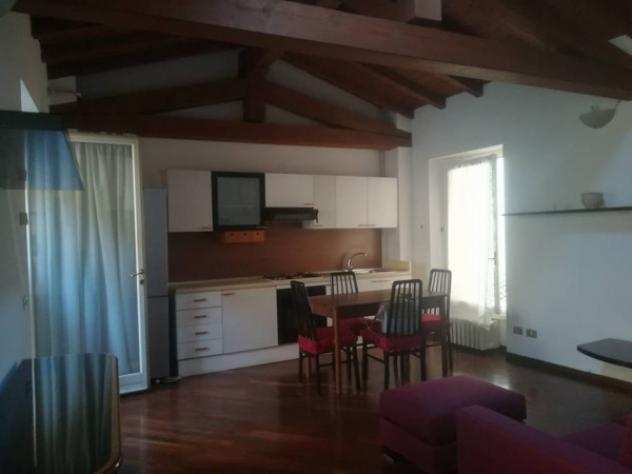 Appartamento di 50 msup2 con 2 locali in affitto a Brescia