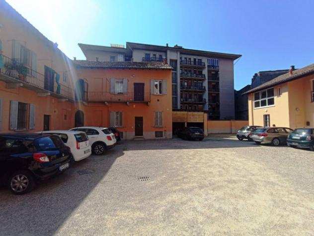 Appartamento di 50 msup2 con 2 locali in affitto a Pavia