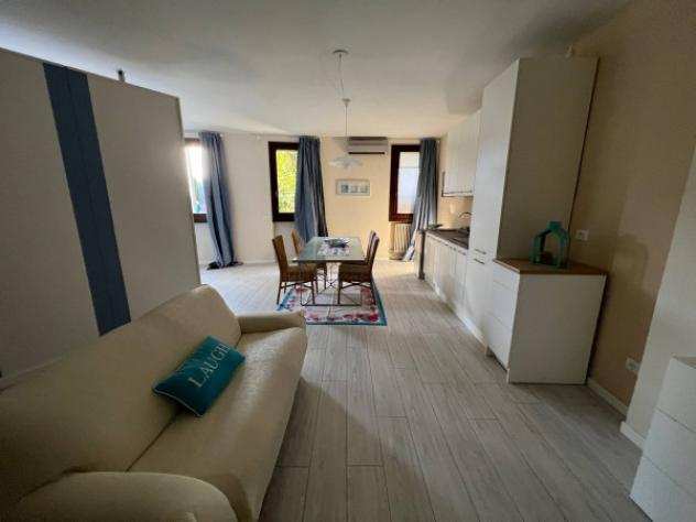 Appartamento di 60 msup2 con 2 locali in affitto a Sarnico