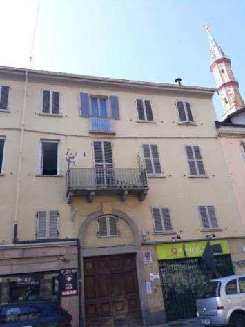 Appartamento di 60 msup2 con 3 locali in affitto a Torino