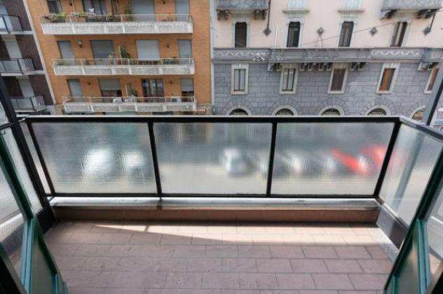 Appartamento di 65 msup2 con 2 locali in affitto a Milano