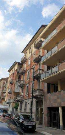 Appartamento di 65 msup2 con 3 locali in affitto a Torino