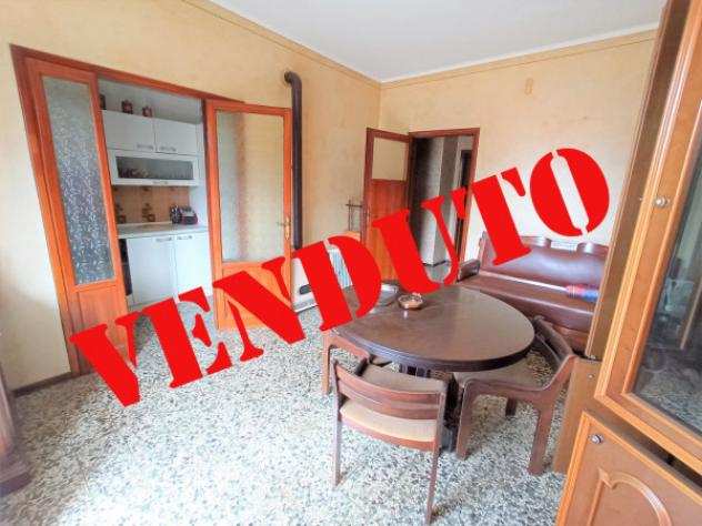 Appartamento di 70 msup2 con 3 locali e box auto in vendita a Villa dOgna