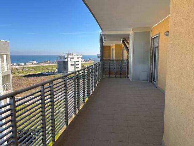 Appartamento di 76 msup2 con 3 locali in affitto a Bari