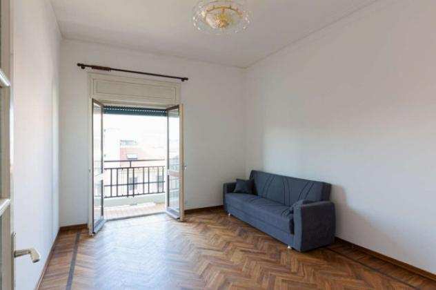 Appartamento di 82 msup2 con 3 locali in affitto a Milano