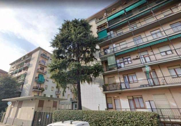 Appartamento di 85 msup2 con 3 locali in affitto a Milano
