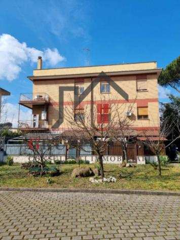 Appartamento di 85 msup2 con 3 locali in vendita a Roma