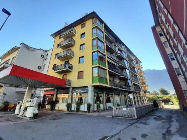 Appartamento di 85 msup2 con 3 locali in vendita a Sondrio