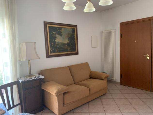 Appartamento di 85 msup2 con 4 locali in affitto a Riccione