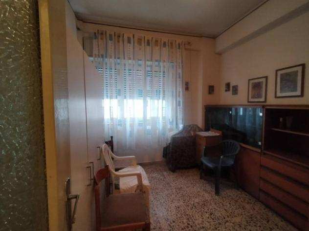 Appartamento di 88 msup2 con 4 locali in vendita a Catania