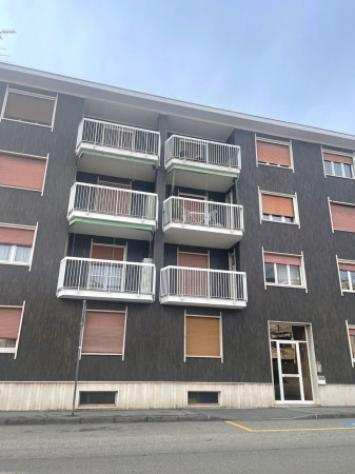 Appartamento di 90 msup2 con 3 locali in affitto a Novara