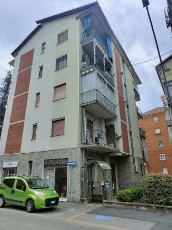 Appartamento di 90 msup2 con 4 locali in vendita a Asti