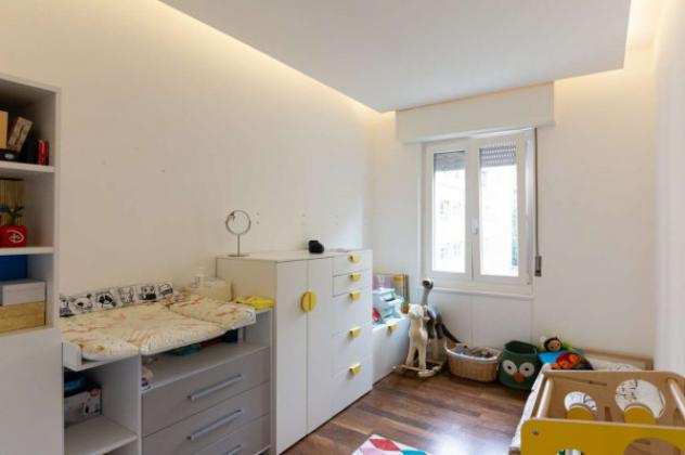 Appartamento di 92 msup2 con 3 locali e box auto in vendita a Milano