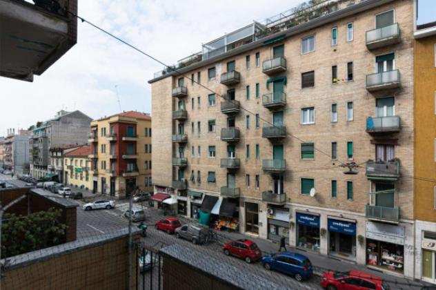 Appartamento di 92 msup2 con 3 locali e box auto in vendita a Milano
