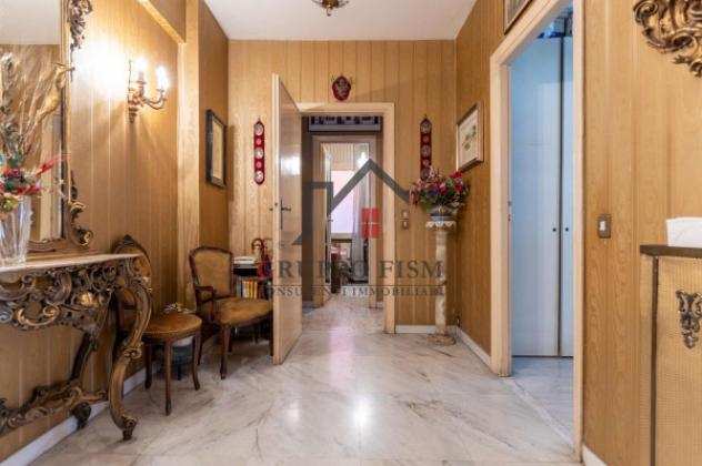 Appartamento di 96 msup2 con 4 locali in vendita a Roma