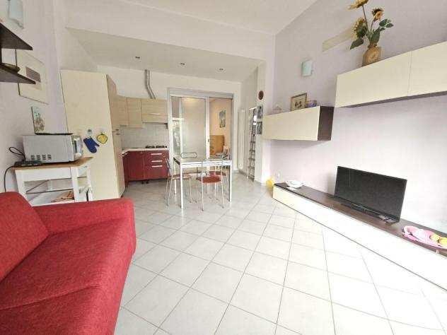 Appartamento in affitto a Marina di Carrara - Carrara 57 mq Rif 1254120