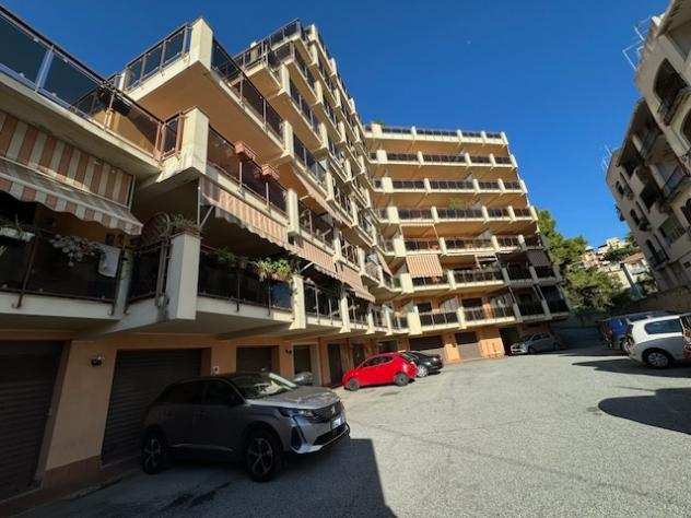 Appartamento in affitto a Messina - 3 locali 126mq