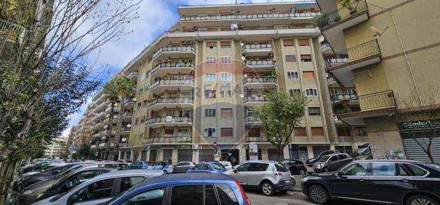 Appartamento in affitto a Salerno - 7 locali 170mq