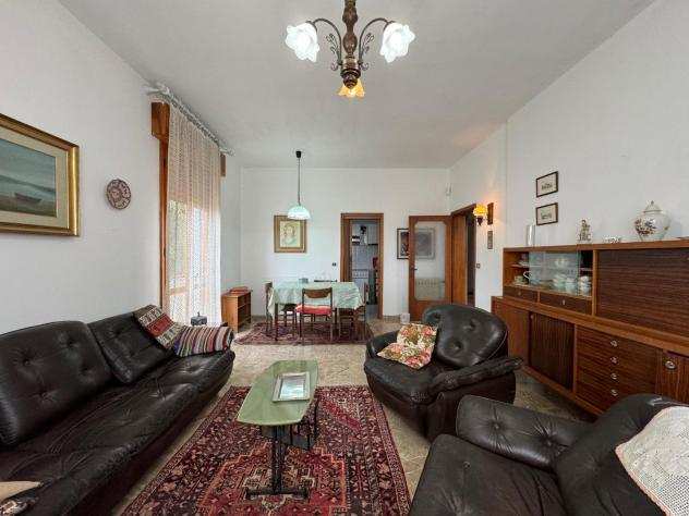 Appartamento in affitto a Seravezza 100 mq Rif 1246940