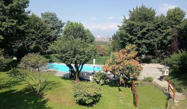 APPARTAMENTO IN PRECOLLINA CON PARCO E PISCINA