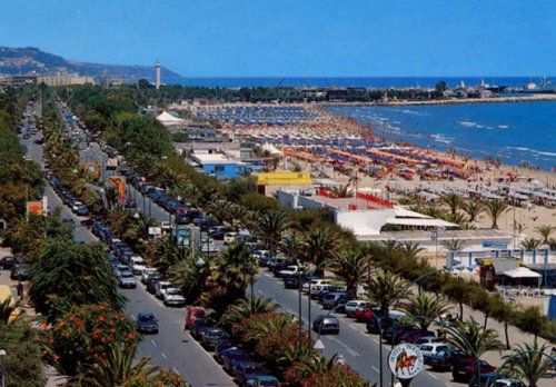 appartamento in prima fila sul mare a san benedetto del tronto