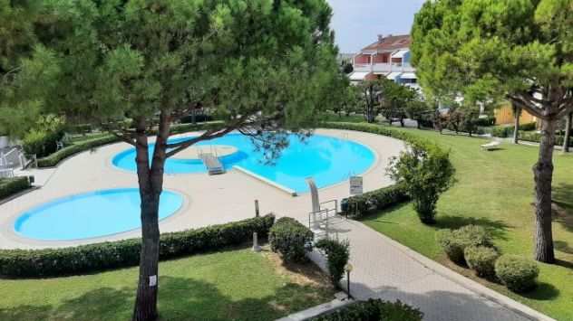 Appartamento in residence con piscina a pochi passi dal mare