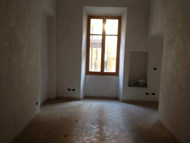 Appartamento in vendita a Albenga - 3 locali 80mq