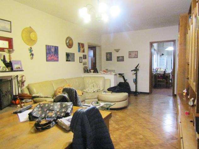 Appartamento in vendita a Avenza - Carrara 100 mq Rif 1078961