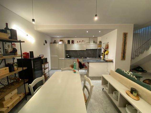 Appartamento in vendita a AVENZA - Carrara 100 mq Rif 1174026