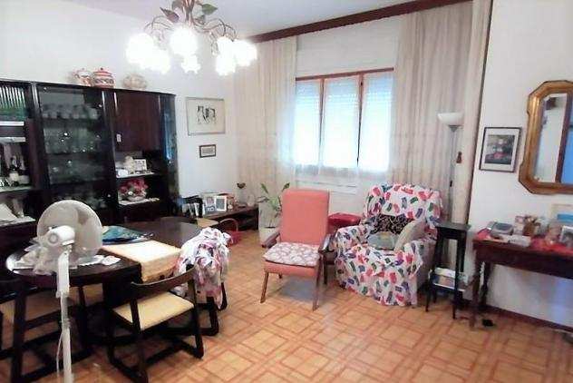 Appartamento in vendita a AVENZA - Carrara 112 mq Rif 1096879