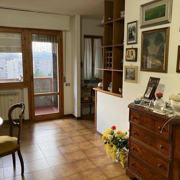 Appartamento in vendita a Carrara 100 mq Rif 1095500