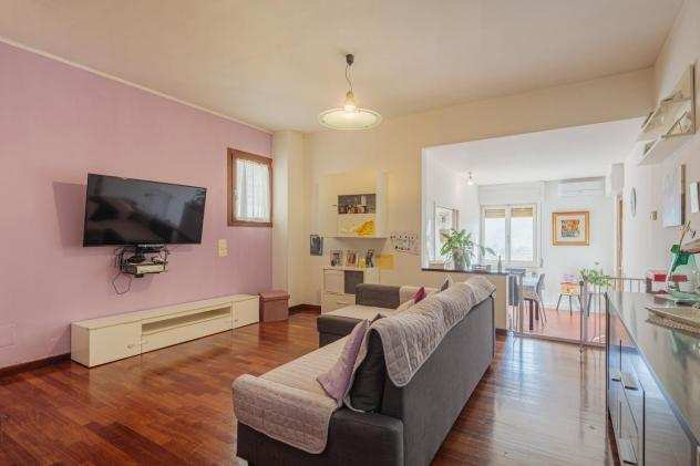 Appartamento in vendita a Carrara 115 mq Rif 1040192