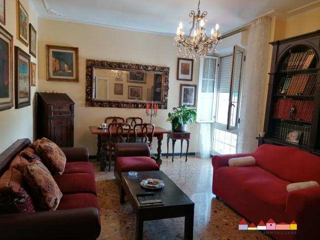 Appartamento in vendita a Carrara 140 mq Rif 1053165