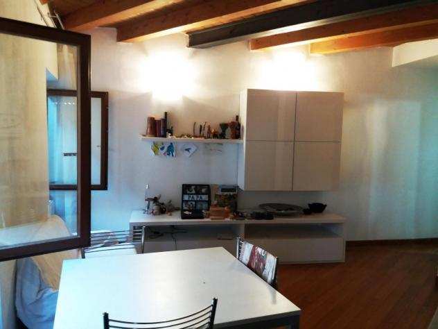 Appartamento in vendita a Carrara 50 mq Rif 1083546