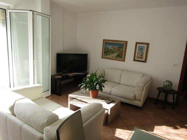 Appartamento in vendita a Carrara 90 mq Rif 949806