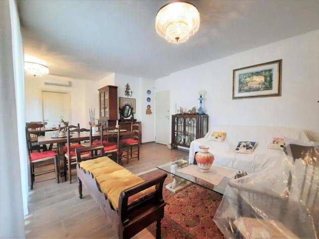 Appartamento in vendita a Cascina 100 mq Rif 1151858