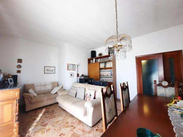 Appartamento in vendita a Cascina 100 mq Rif 1189561