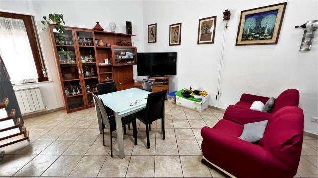 Appartamento in vendita a Cascina 65 mq Rif 1146304