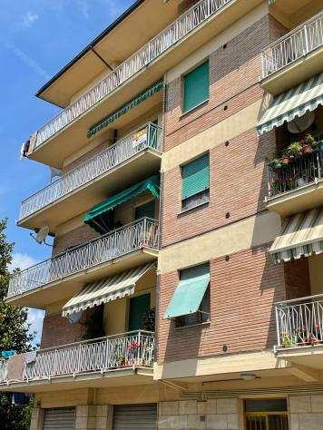 Appartamento in vendita a Colle di Val dElsa 126 mq Rif 1140495