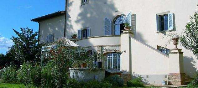 Appartamento in vendita a Colle di Val dElsa 200 mq Rif 668495
