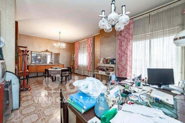 Appartamento in vendita a Gravina Di Catania - 5 locali 144mq