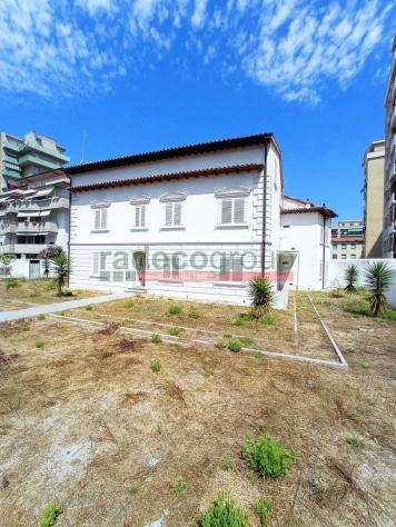 Appartamento in vendita a Livorno 110 mq Rif 1066965