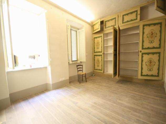 Appartamento in vendita a Lucca 120 mq Rif 1127308