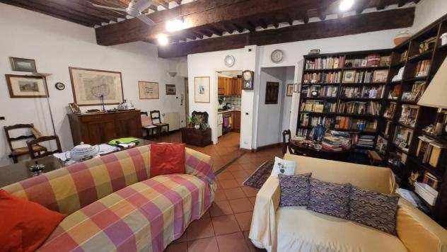 Appartamento in vendita a Lucca 150 mq Rif 1024279