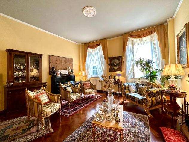 Appartamento in vendita a Lucca 150 mq Rif 1122033