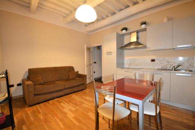 Appartamento in vendita a Lucca 200 mq Rif 1154816